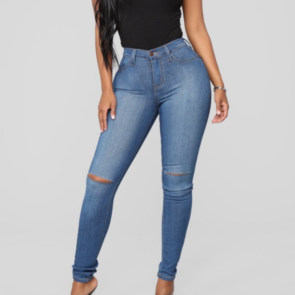 SOLD NWOT Fashion Nova High Waisted Canopy Jeans - Picture 1 of 1